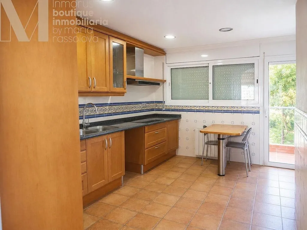 Köök - Chalet with Sea View and Pool in Calella
