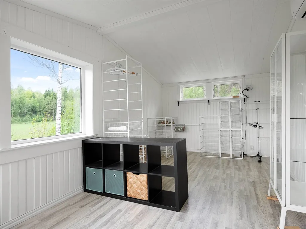 Pièces - Charming Cottage with Garden in Brattön