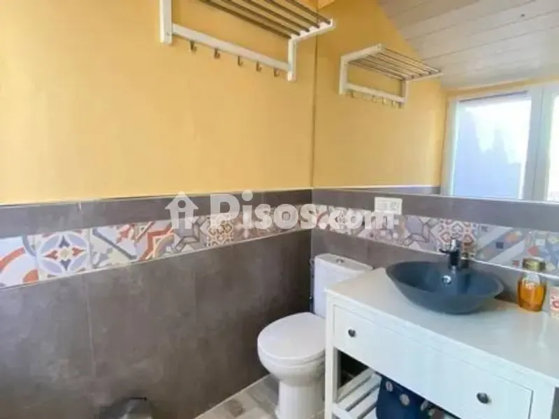 Salles de bain - Penthouse with Cathedral Views in Historic Centre