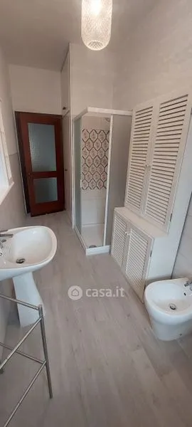 Salles de bain - Central Quadrilocale with Balcony in Monforte d'Alba