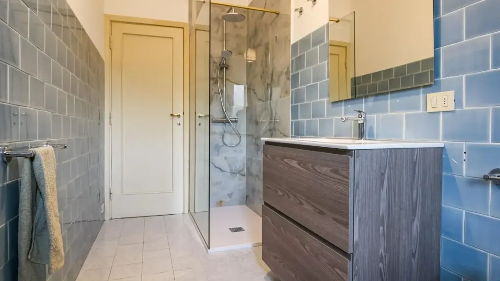 Salles de bain - Rented Apartment with Balcony in Pisa