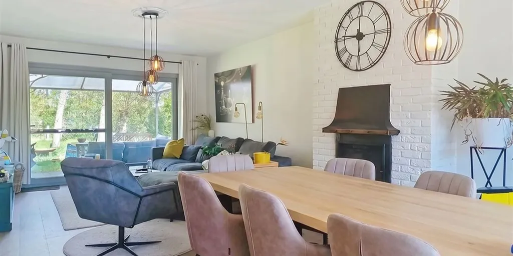 Salle à manger - Maison Familiale avec Jardin à Haacht