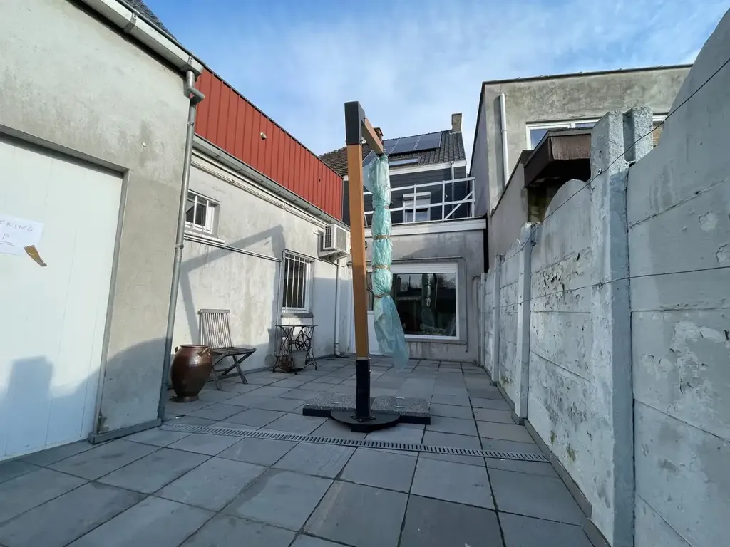 courtyard