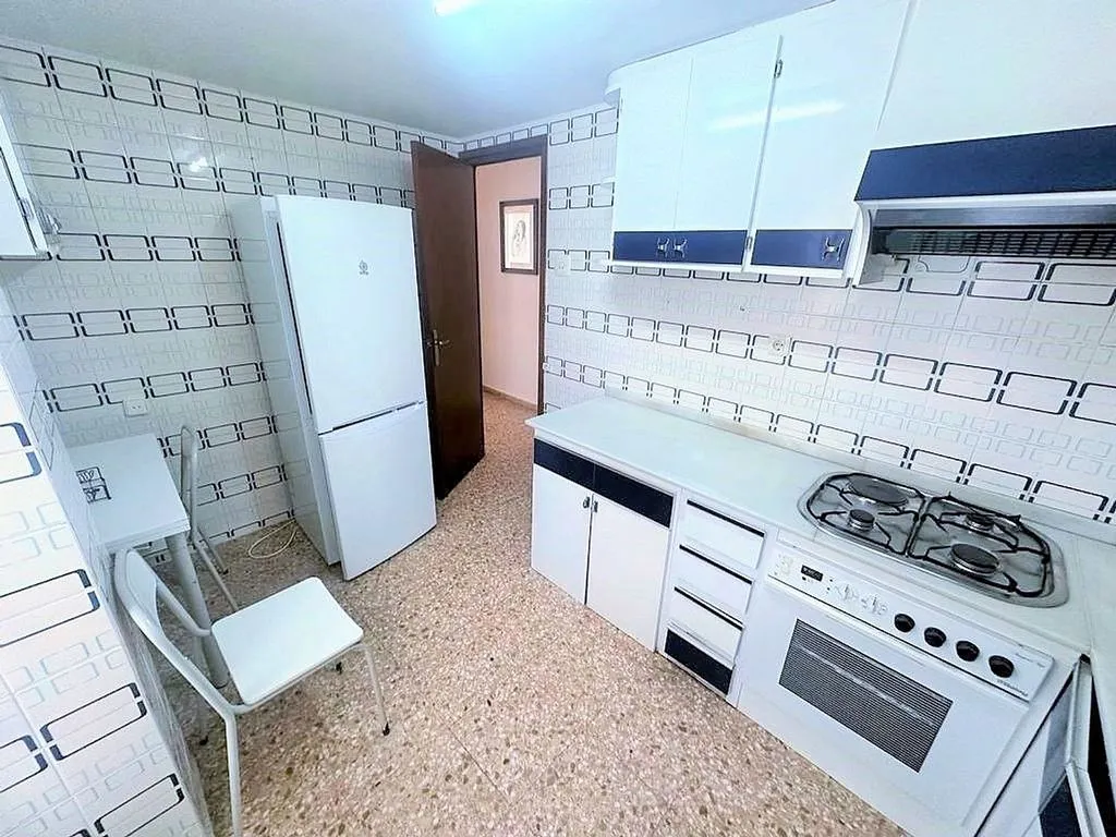 Köök - Furnished Flat with Balcony in Tormos