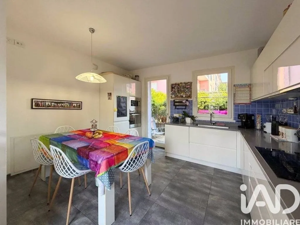 Cucina - Luxury House with Garden in Rovereto
