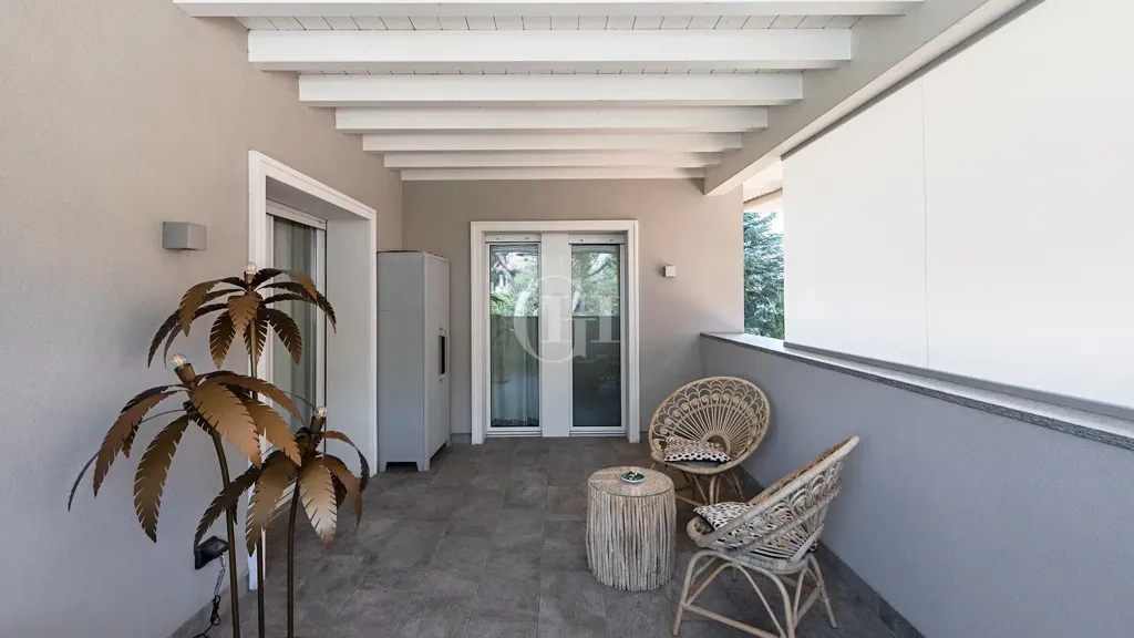 Terrasse - Luxury Villa with Heated Pool near Desenzano