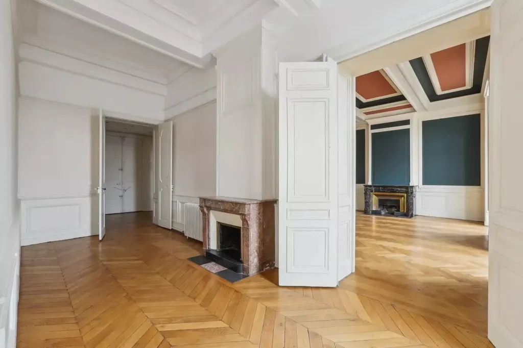 Elutuba - Luxury Flat with Historic Charm in Lyon