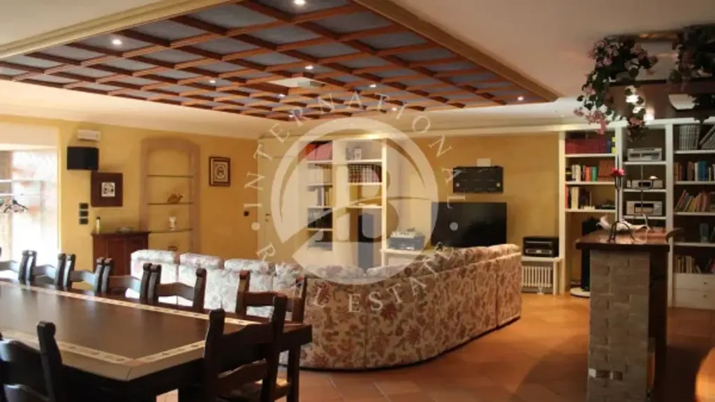 Salle à manger - Villa with Private Garden in Tortoreto