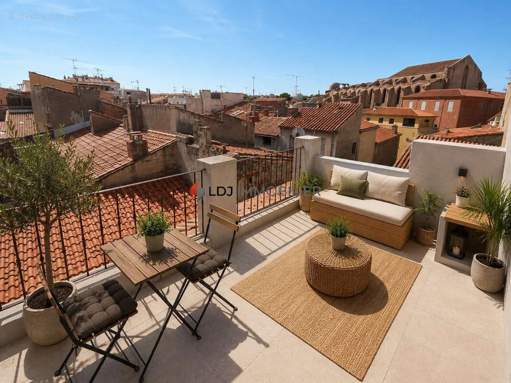 Terrasse - Immeuble de Caractère en Rénovation avec Terrasse à Perpignan