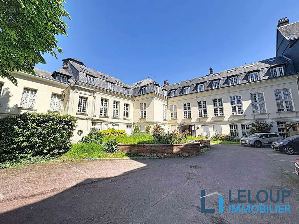 Extérieur - Duplex 2 Pièces avec Parking Privatif près de l'Hôtel de Ville