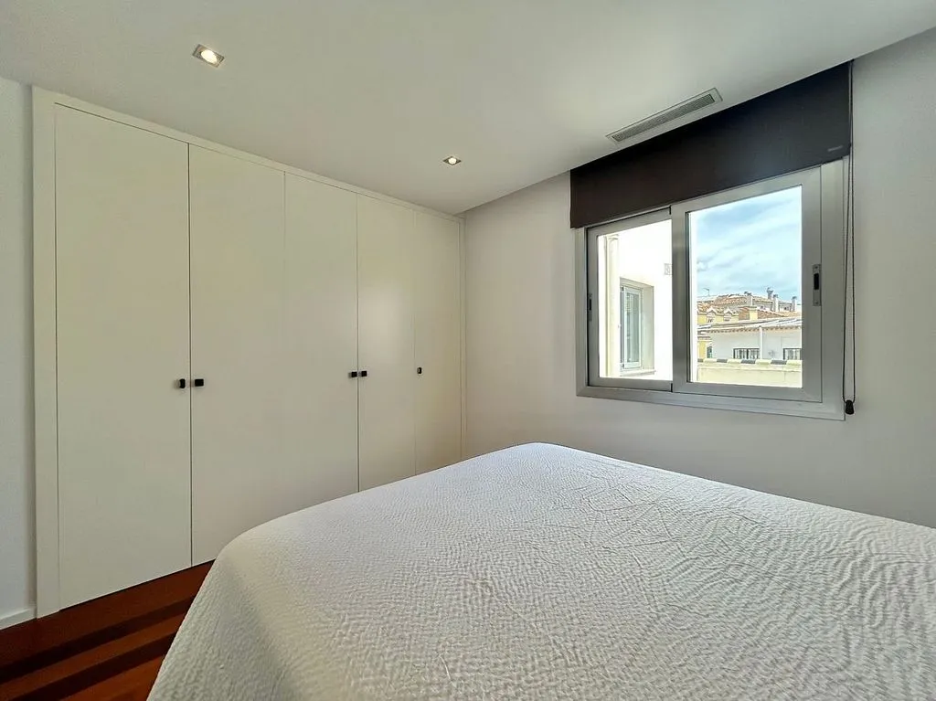 Chambres - Apartment with Terrace in Málaga's Historic Centre