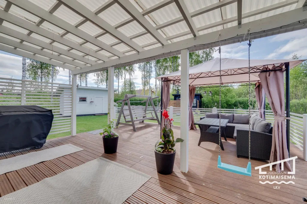 Terrazza - Modern Detached House with Sauna in Joensuu