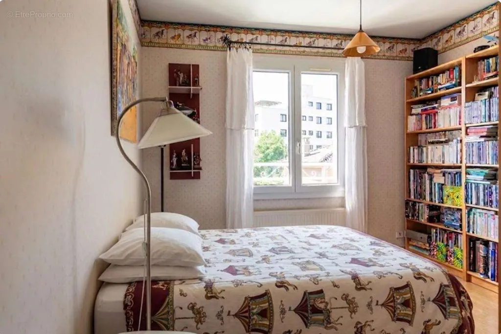 Magamistoad - House with Pool in Saint Rambert le Haut