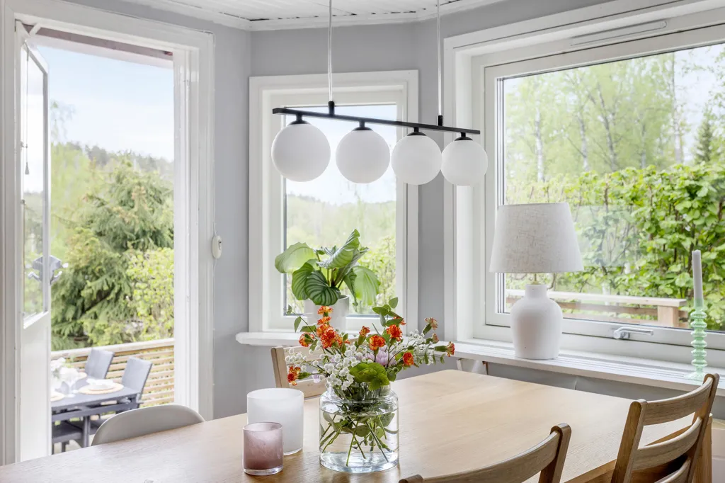 Salle à manger - Renovated Cottage with Garden in Vidja