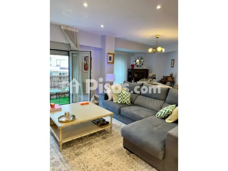 Living Room - Modern Flat with Balcony in León