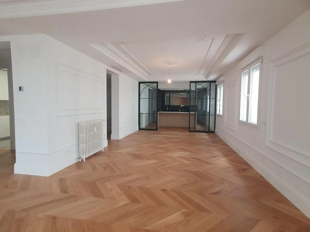 Séjour - Reformed Apartment with Views in Goya, Madrid