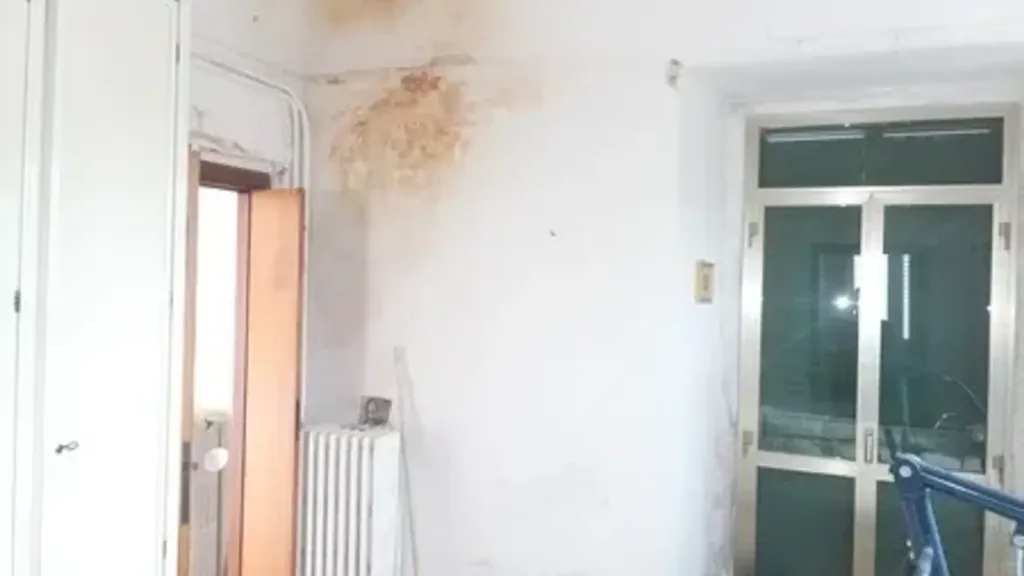 Toad - 4-Storey House with Panoramic View in Lanciano