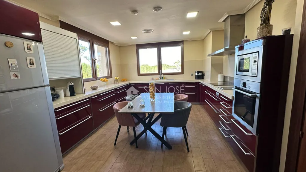 Cuisine - Luxury Chalet with Tropical Pool in Aspe