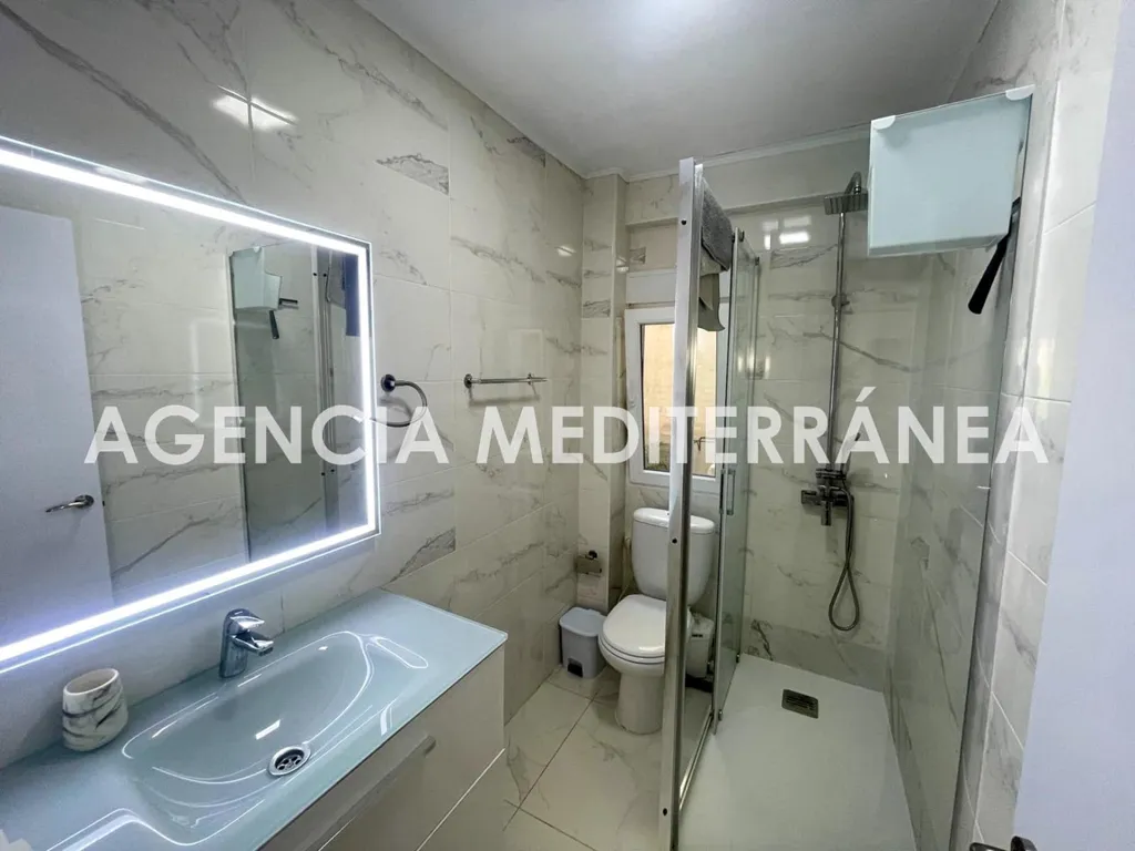 Vannitoad - Luxury Apartment with Balcony in Valencia
