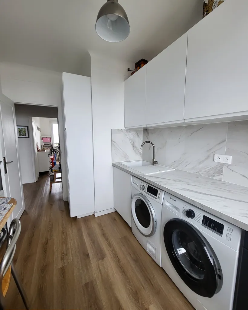Utility Room - 3-Piece Flat with View in Rueil-Malmaison