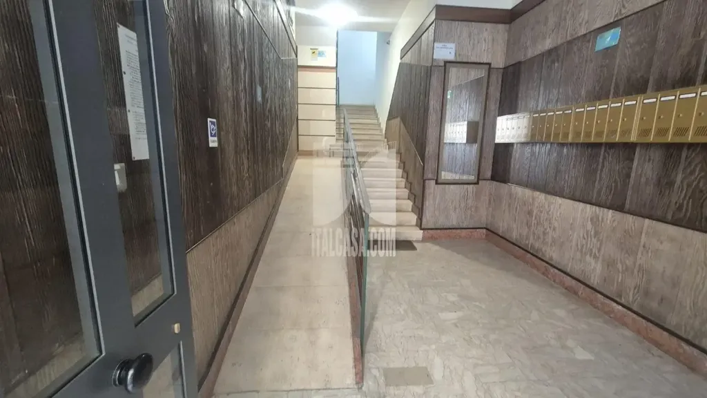 Esik - Fully Furnished Apartment with Balcony in Crotone