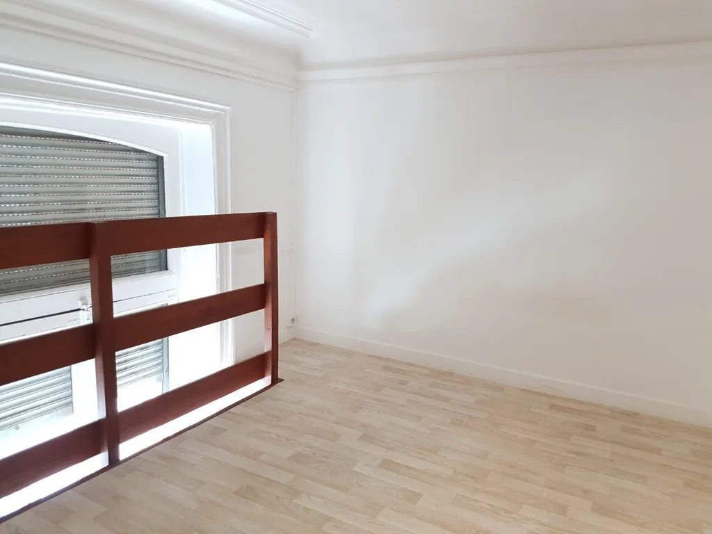 Toad - Character Flat with Mezzanine in Roubaix