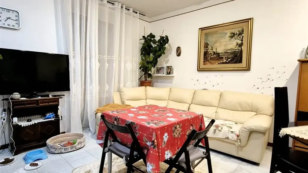 Elutuba - Three-Bedroom Apartment in Ancona