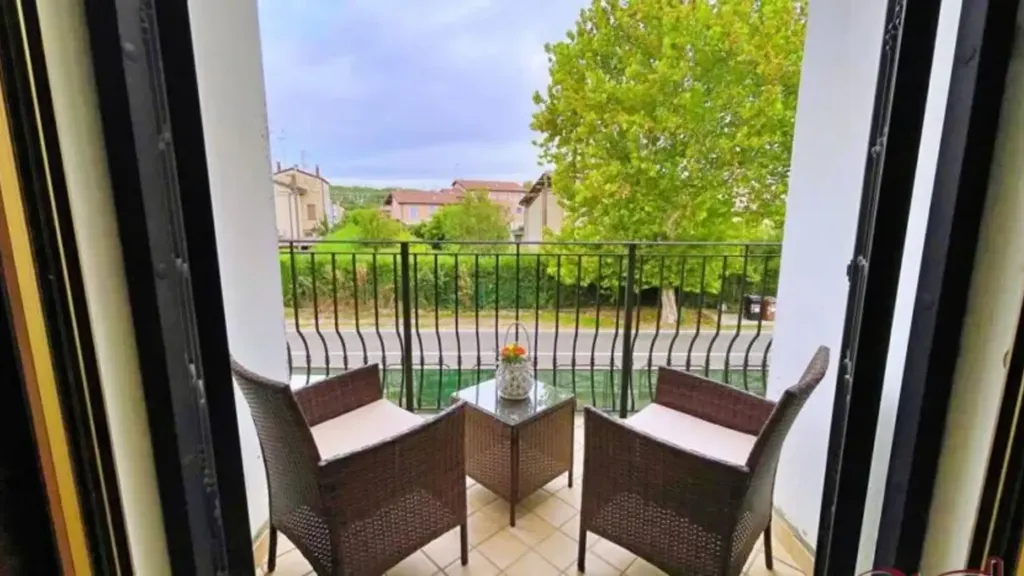 Balcon - Rustic Villa with Terraces in Finale Emilia