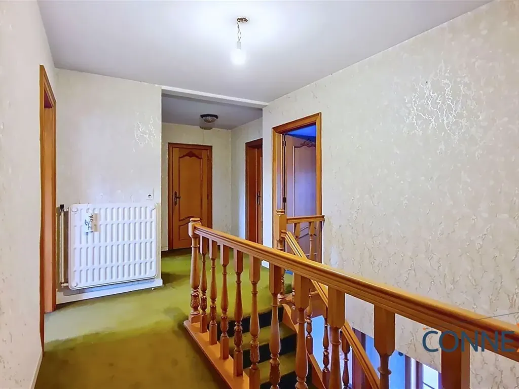 Pièces - Villa 5 Chambres avec Jardin à Beloeil