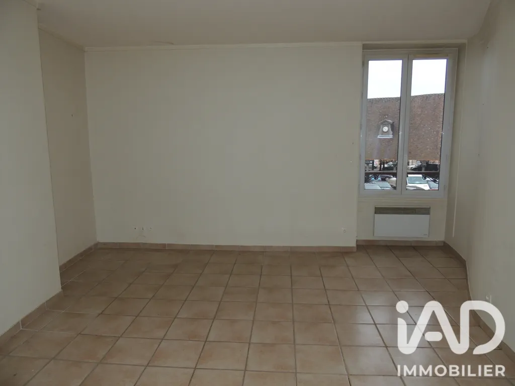 Stanze - City Centre 2-Bed Apartment in Arpajon