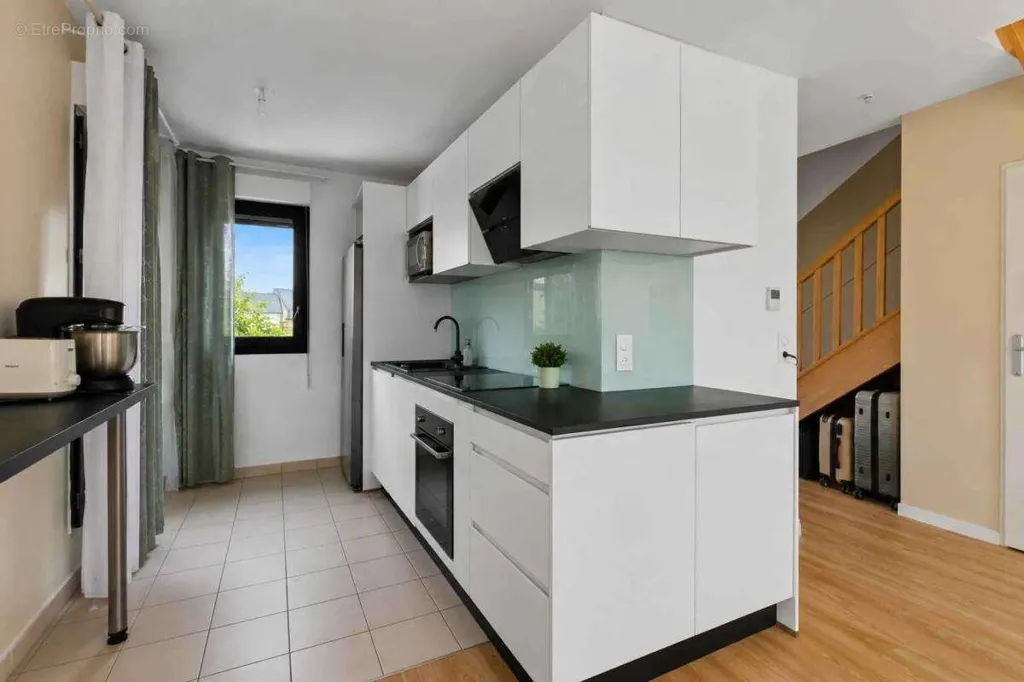 Cucina - Duplex with Three Terraces in Recent Residence