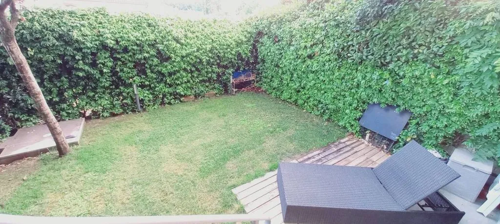 Aed - Luxury Terraced House with Garden in Prato