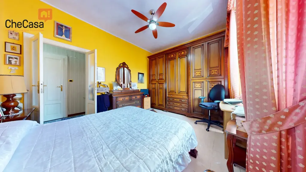 Chambres - Apartment with Balcony in Milan