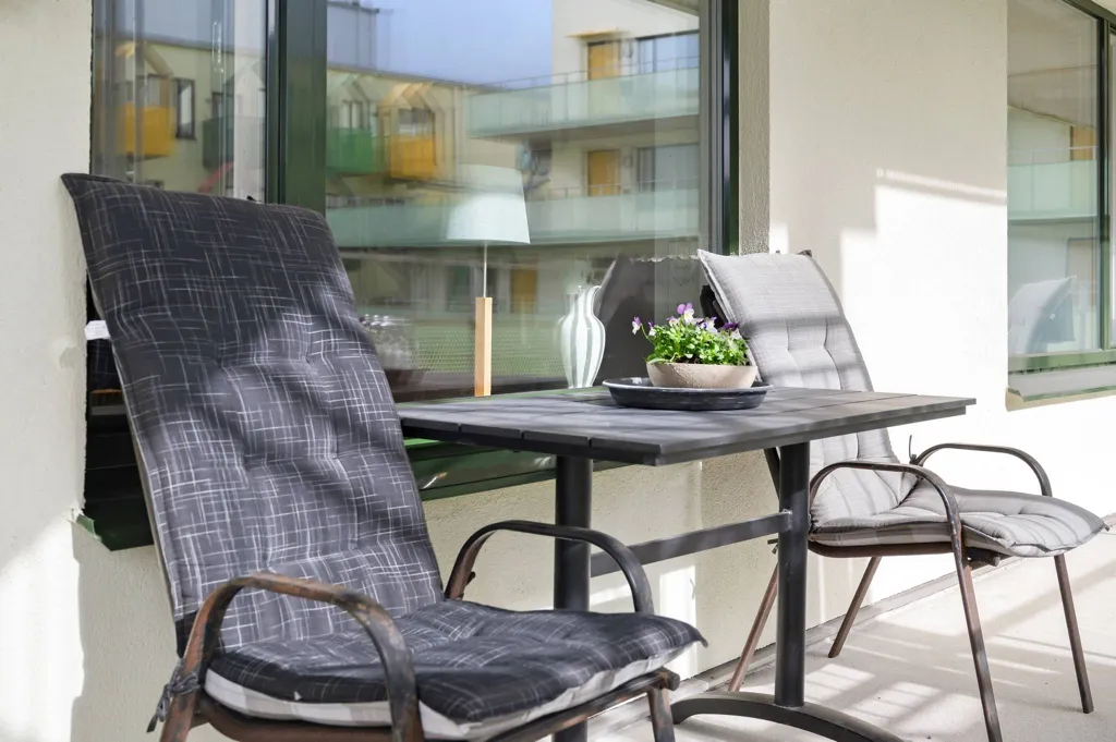 Balcone - Modern Flat with Balcony in Göteborg