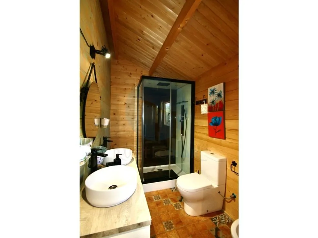 Vannitoad - Luxury Farmhouse with Pool in Camarles