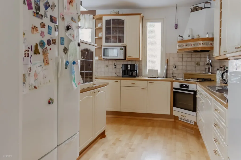 Cucina - Energy-Efficient House with Garden in Lahti