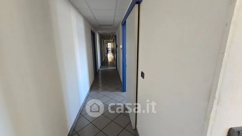 Esik - Office Complex with Parking in Siracusa