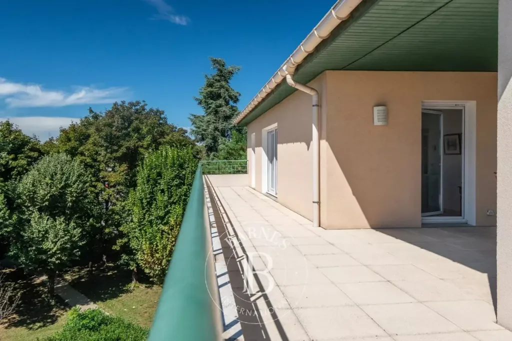 Balcon - Appartement avec Terrasse de 100 m² à Ecully