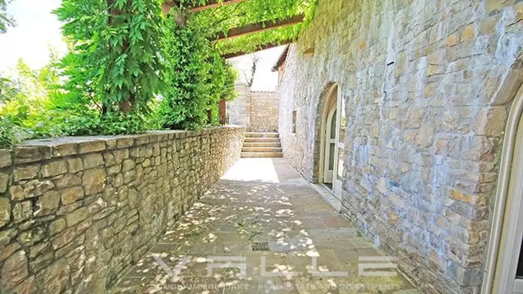 Aed - Panoramic Trilocale with Terraces in Bergamo
