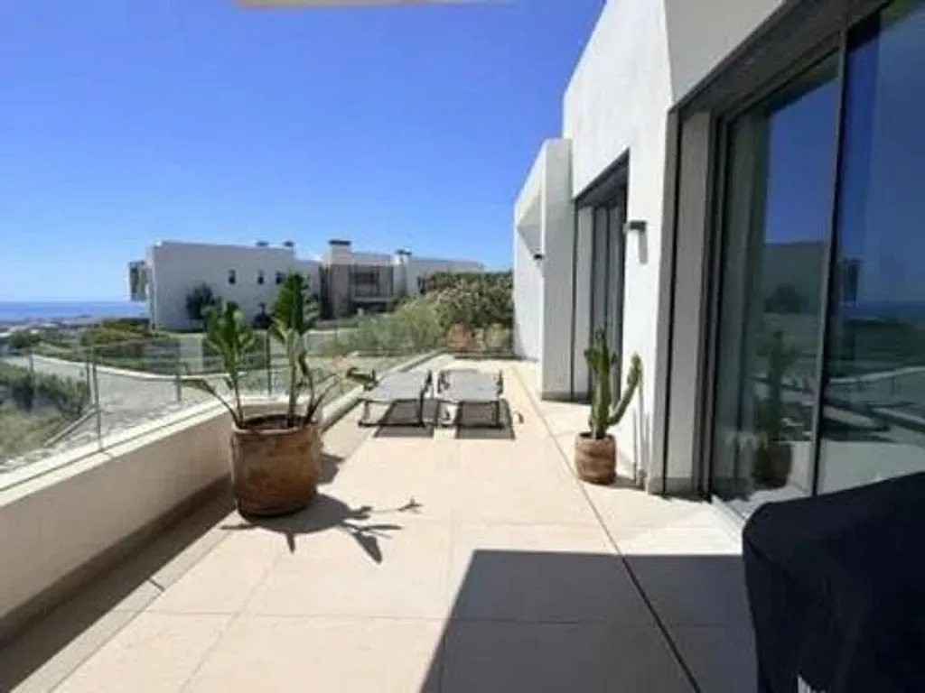 Terrass - Furnished Apartment with Pool in Benahavís