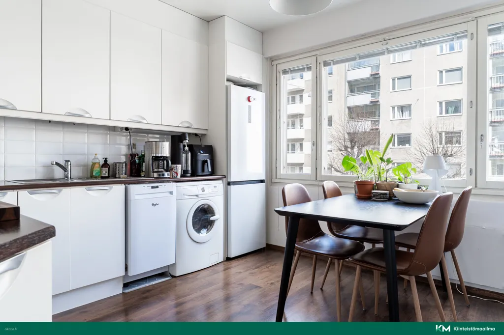 Cuisine - Bright Apartment with Balcony in Kallio, Helsinki