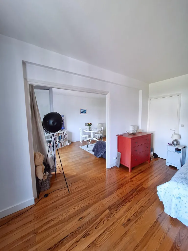 Chambres - Appartement Lumineux avec Balcon à Bordeaux Caudéran