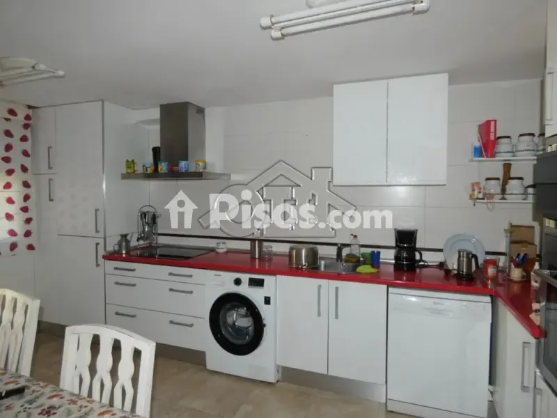 Cuisine - Corner Semi-detached House with Pool in Las Cañas