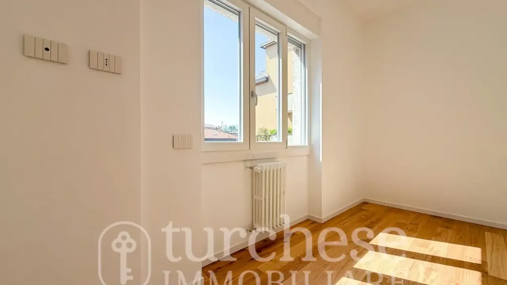 Rooms - Modernised Two-Bedroom Apartment in Bergamo