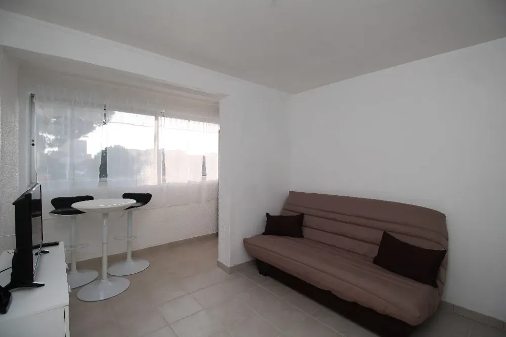 Elutuba - Studio with Balcony in Canet Plage