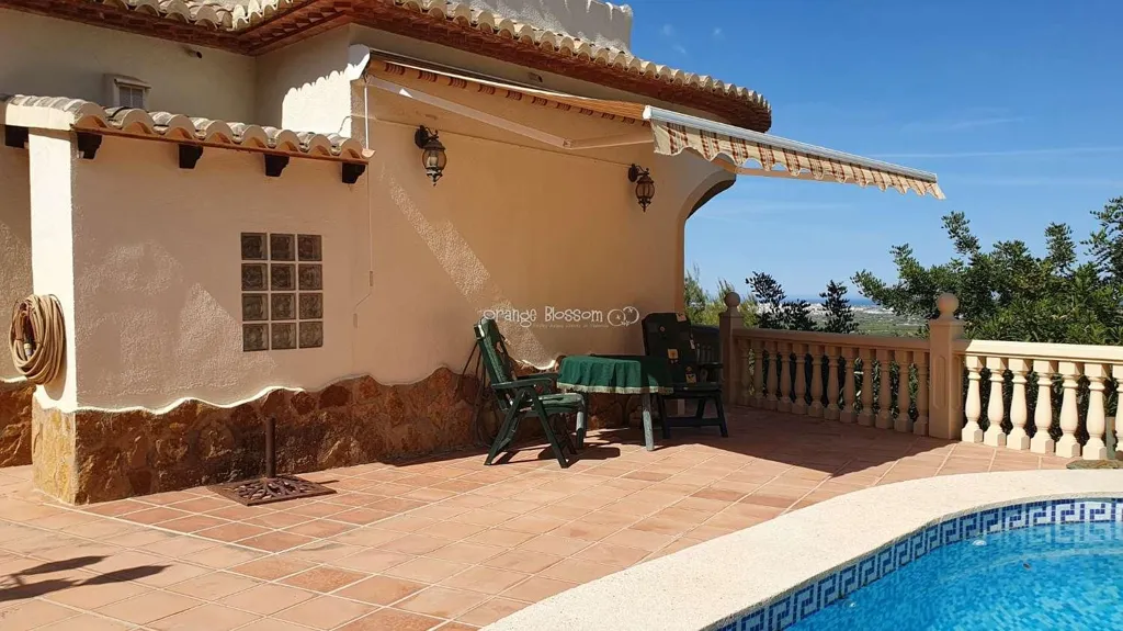 Bassein - Detached Villa with Sea Views in Ador