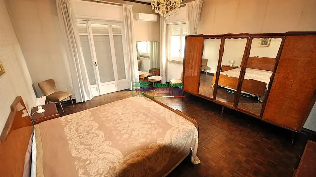 Chambres - Apartment with Perimeter Balcony in Ragusa