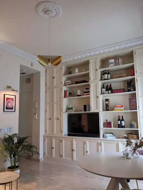 Elutuba - 1-Bedroom Apartment with Balcony in Chueca