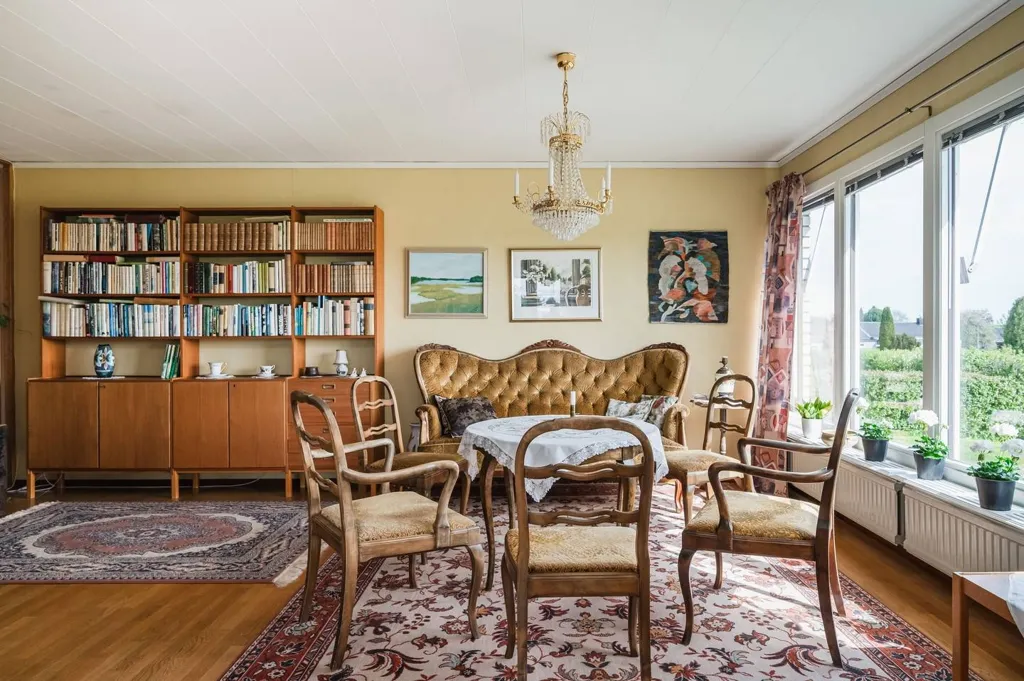 Elutuba - Villa with Lake View in Emaus