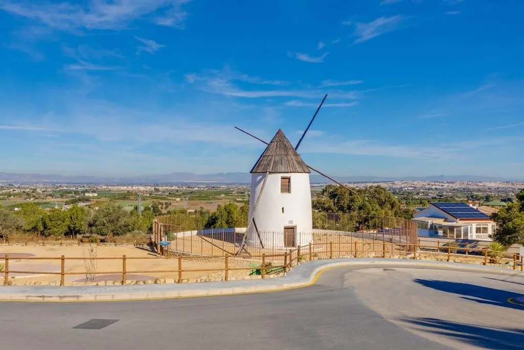 Luxury Villa with Pool in Rojales, Valencia